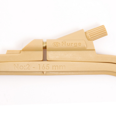Пяльцы Nurge Hobby 170-12 пласт. квадрат. с винтом 14,5*16,5 см 7729659 в интернет-магазине Швейпрофи.рф